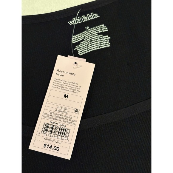 NWT Girls 4-Piece Lot – Wild Fable Top, 2 Epic Threads Tops & Nike Shorts Size M - Picture 5 of 11